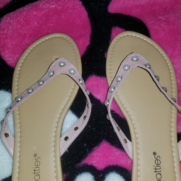 Sandals - Picture 3 of 5